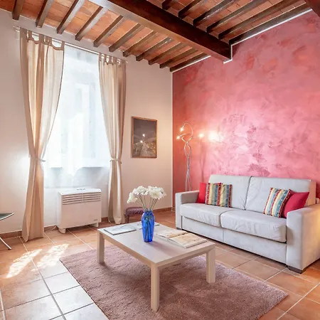 Santa Rosa Place Apartment Florence